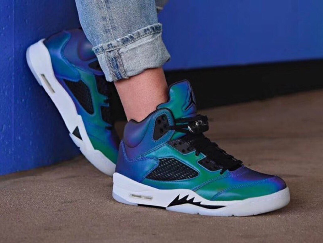 jordan 5 iridescent oil gray