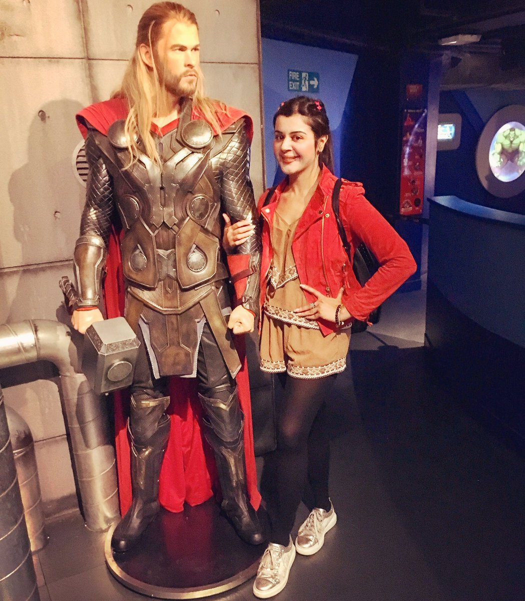 AanushkaRamesh's tweet image. So ws watching #ExtractionNetflix n had 2 upload this ! @chrishemsworth @MadameTussauds #SaturdayMotivation #weekend #Bundesliga #carryminativideoback #EXO #김치 토마토 #SidharthShukla #Jesus #Malaysia #PMModi #YouthWithYou #zonaba #Lockdown3
