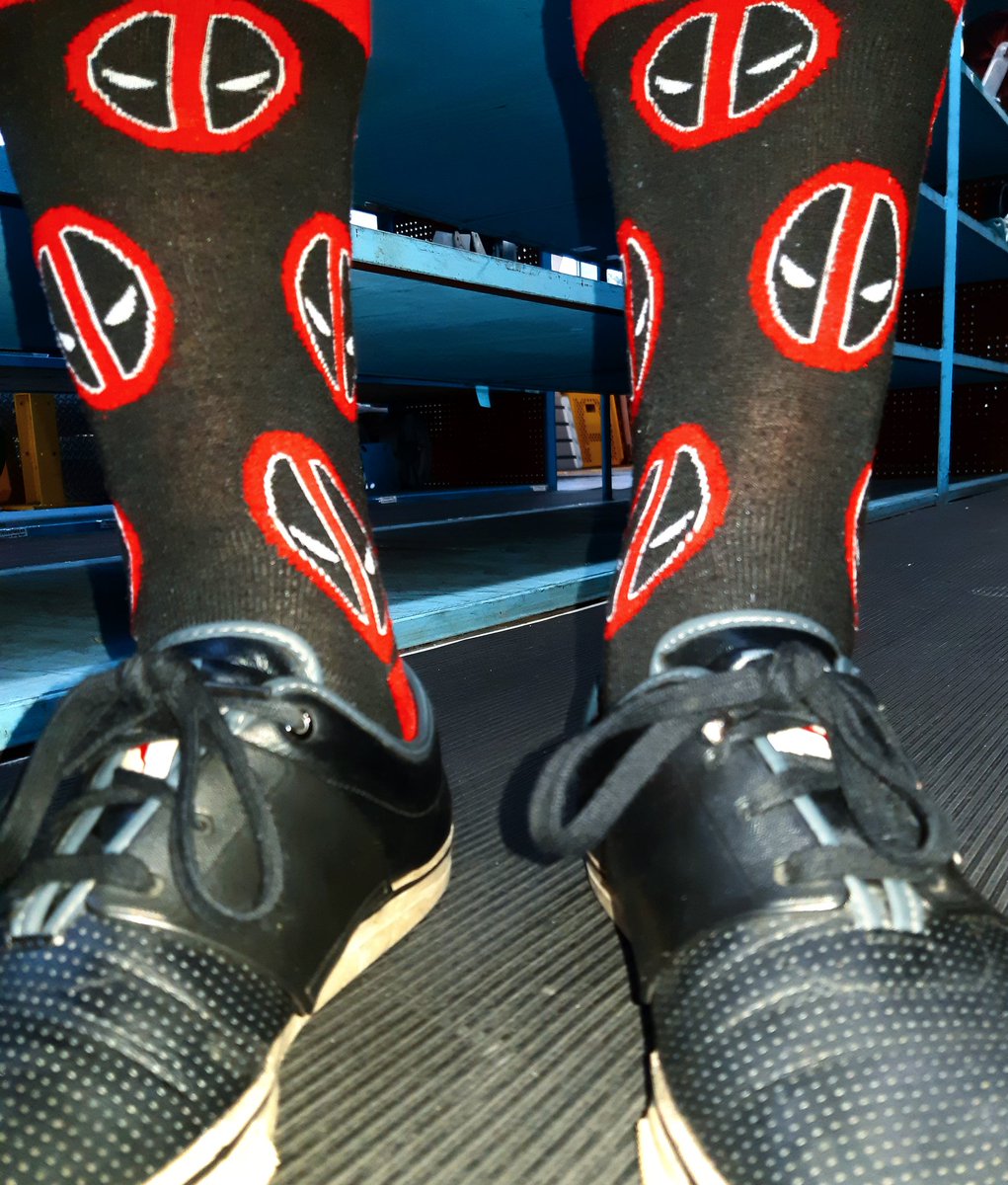 jonmartinezties's tweet photo. Deadpool & Puma El Ace #deadpool #lootcratesocks #lootsocks #lootcrate #lootwear #bioworldsocks #bioware @lootcrate @lootwear @bioworld #sharetheware #sotd #ootd #sockaddiction #socksoftheday #socksmith #sockaddict #pumashoes #puma #pumacasuals @puma #shoes #shoeaddict #shoegame https://t.co/qn4lIB0LBW