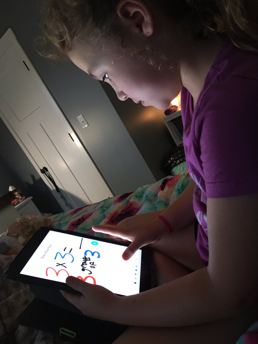 HayleyDLafferty's tweet image. While today was her last official day of 1st grade, MayCee begged me to teacher her more about multiplication. So proud of this kiddo❤️