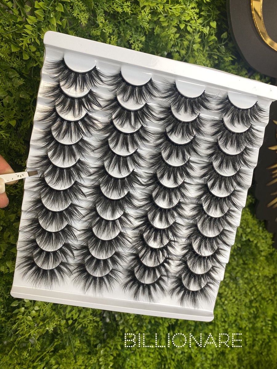 andiegijom's tweet photo. RETWEET PLEASE 🦋🙏🏽
BACK IN STOCK ! THE LUXURY LASH BOX 🔌
$20 (Valued at $1 Per Lash) 🦄
20 Pairs Of Lashes 
Shop at https://t.co/jVpIDdEsxu , Perfect For Makeup Artists 🦄 Wholesale Available 🔌 Hashtags: 
#minklashes ✨#lashes ✨#miamimakeupartist ✨ #makeupartist https://t.co/PGARfWecGF