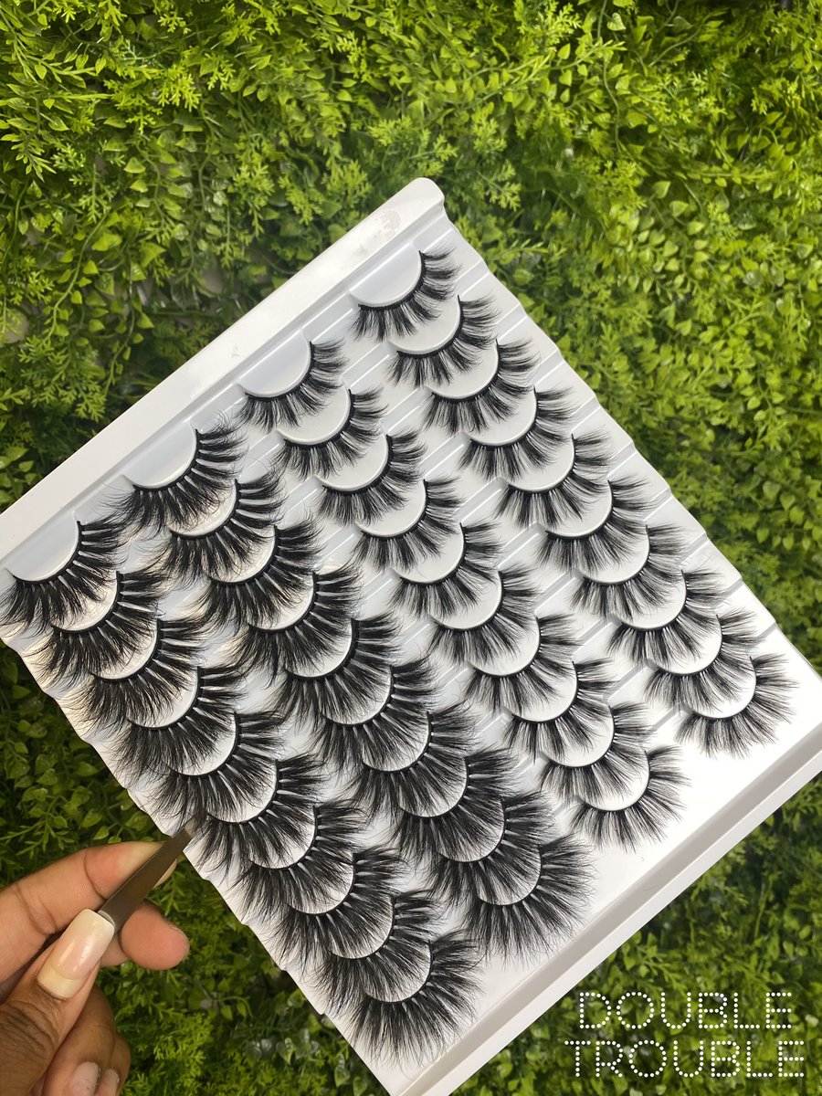 andiegijom's tweet photo. RETWEET PLEASE 🦋🙏🏽
BACK IN STOCK ! THE LUXURY LASH BOX 🔌
$20 (Valued at $1 Per Lash) 🦄
20 Pairs Of Lashes 
Shop at https://t.co/jVpIDdEsxu , Perfect For Makeup Artists 🦄 Wholesale Available 🔌 Hashtags: 
#minklashes ✨#lashes ✨#miamimakeupartist ✨ #makeupartist https://t.co/PGARfWecGF