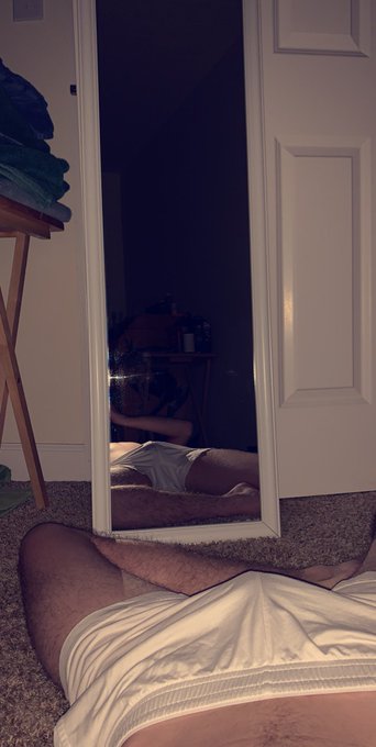 I couldn&rsquo;t tell yah why I decided to take pictures laying on the ground other than boredom but here yah