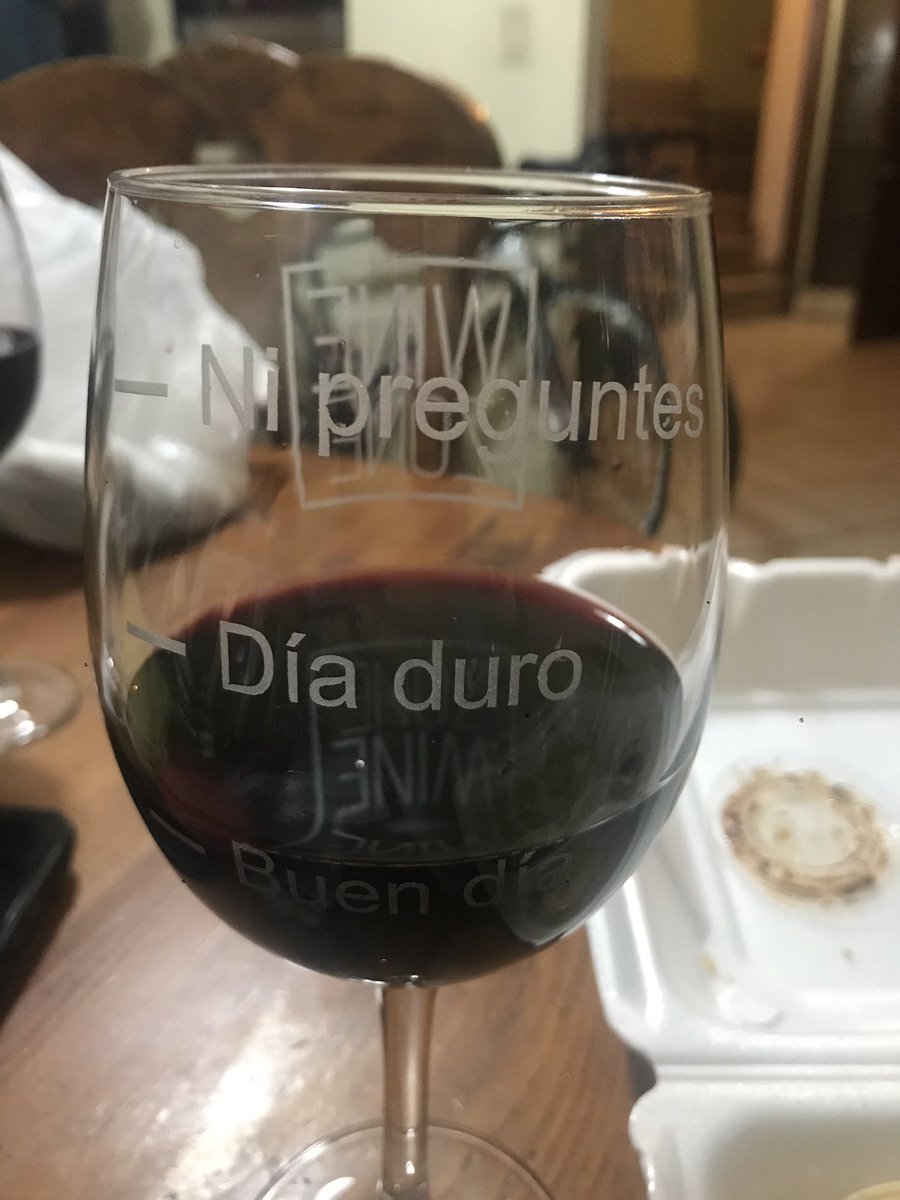Patricia_Patron's tweet photo. Celebrando el día de las maestras y maestros con un Syrah de Cava Quintanilla #WineZone Buena sugerencia @yuditcc 🥳😊 https://t.co/3G4gSFfXMM