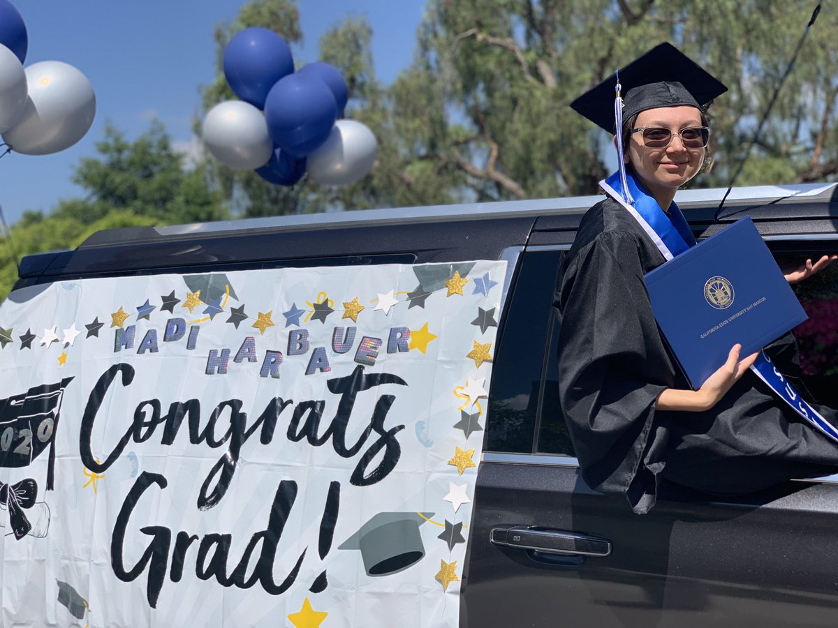 frndof_dorothea's tweet photo. “The whole place was dressed to the nines and we were dancing like we’re made of starlight. Like we dream impossible things.” ✨💕Bumping Taylor Swift during the grad parade today. 🎉#graduatesonparade #csusm2020 @taylorswift13 @taylornation13 https://t.co/ZAcRwLaqq7