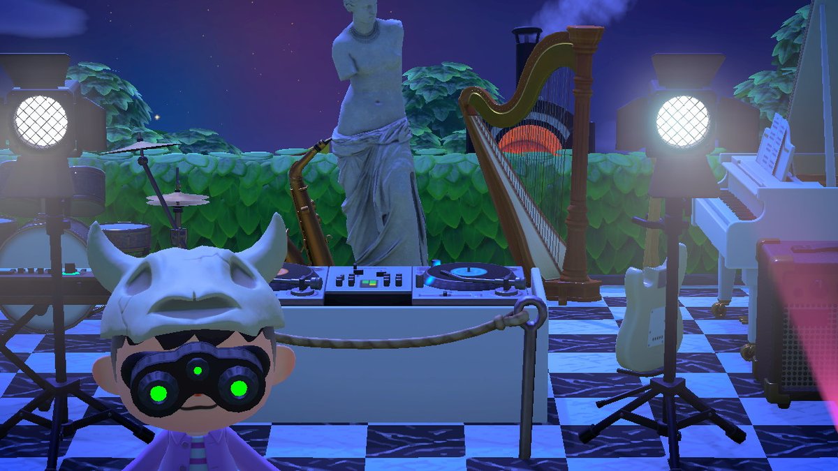 I am setting up a venue/perfomance space on my island. I hope to see you soon.