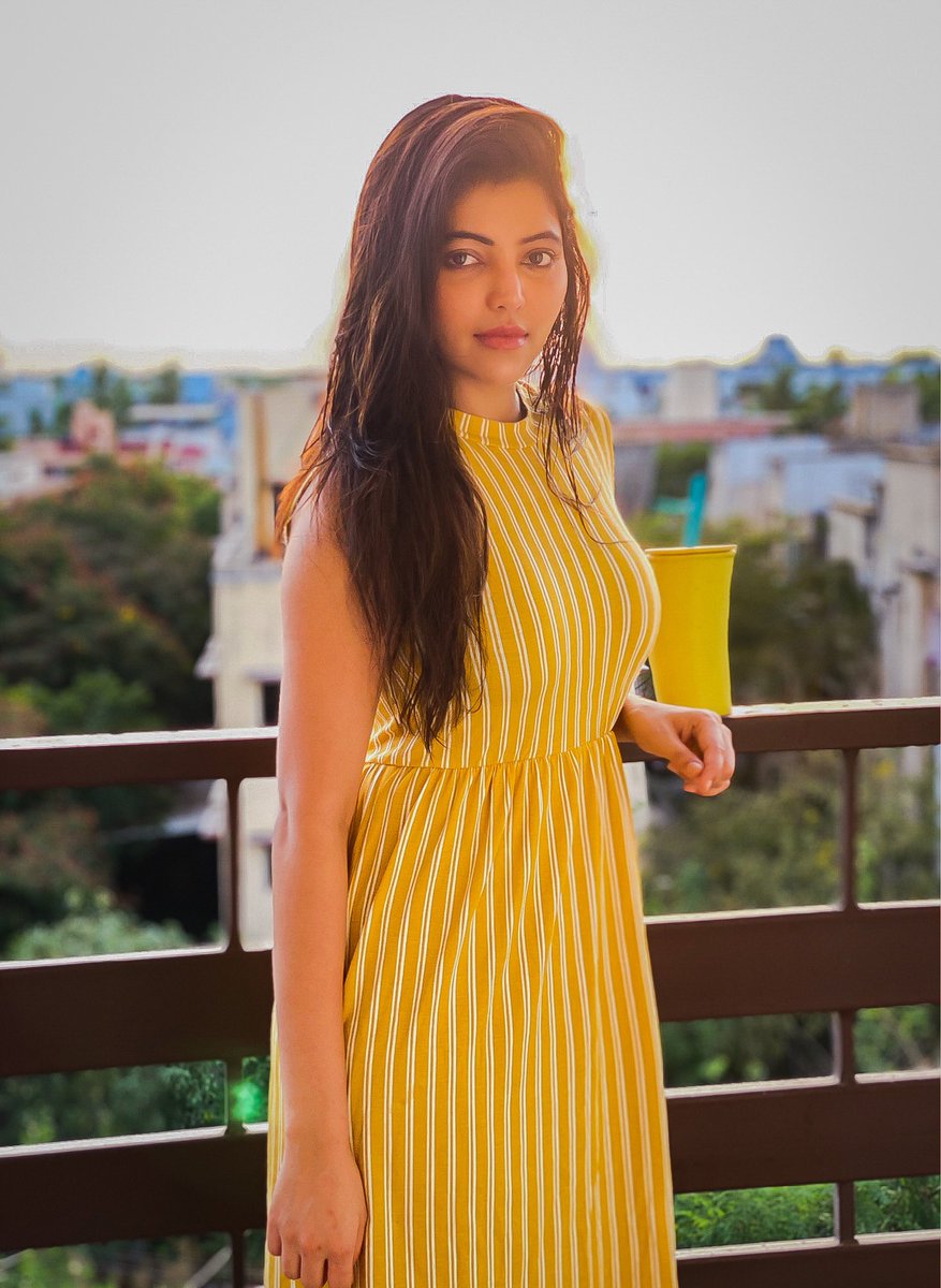 NewszeroT's tweet photo. காந்தப் பார்வையில் வசீகரிக்கும் 'மஞ்சள் காட்டு மைனா' #AthulyaRavi..!

லைக்சை அள்ளும் புதிய புகைப்படங்கள்..!

@AthulyaOfficial 
#PhotoShoot #Kollywood #Cinema #NZT https://t.co/wrBaphEqKD