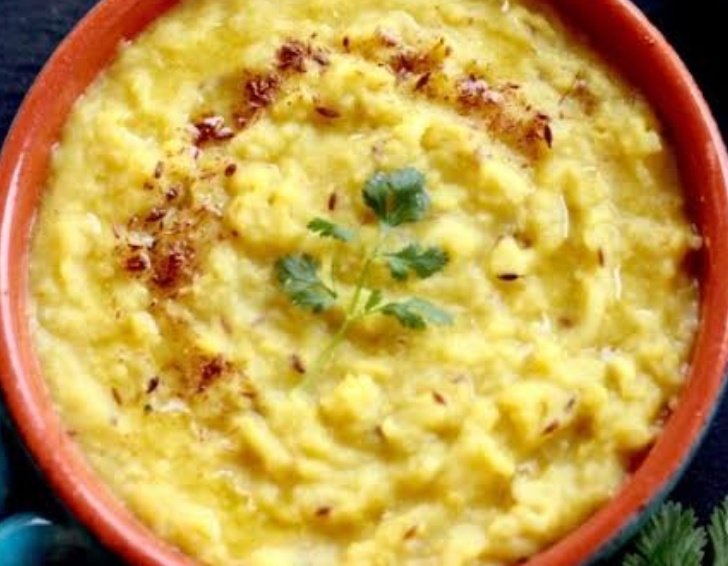 cg_hg_'s tweet photo. KHICHDI IS HEALTHY.
Khichdi is the perfect balance of carbohydrates and protein, thanks to rice and lentils.If you eat khichdi with desi ghee, you’ll even get the right amount of macronutrients, complex carbs and fat.
#CreativeHealth #CreatoveFood https://t.co/jx36hqSZhM