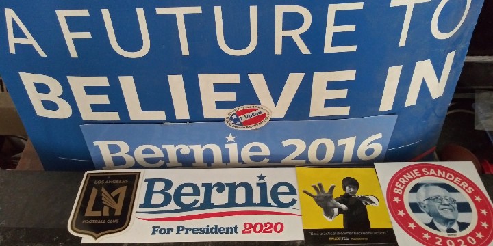 thoRoH213outLAw's tweet image. tha only, "Future I Believe In," is @BernieSanders'.. #NotMeUs, #FTB, #BringBackBernie...