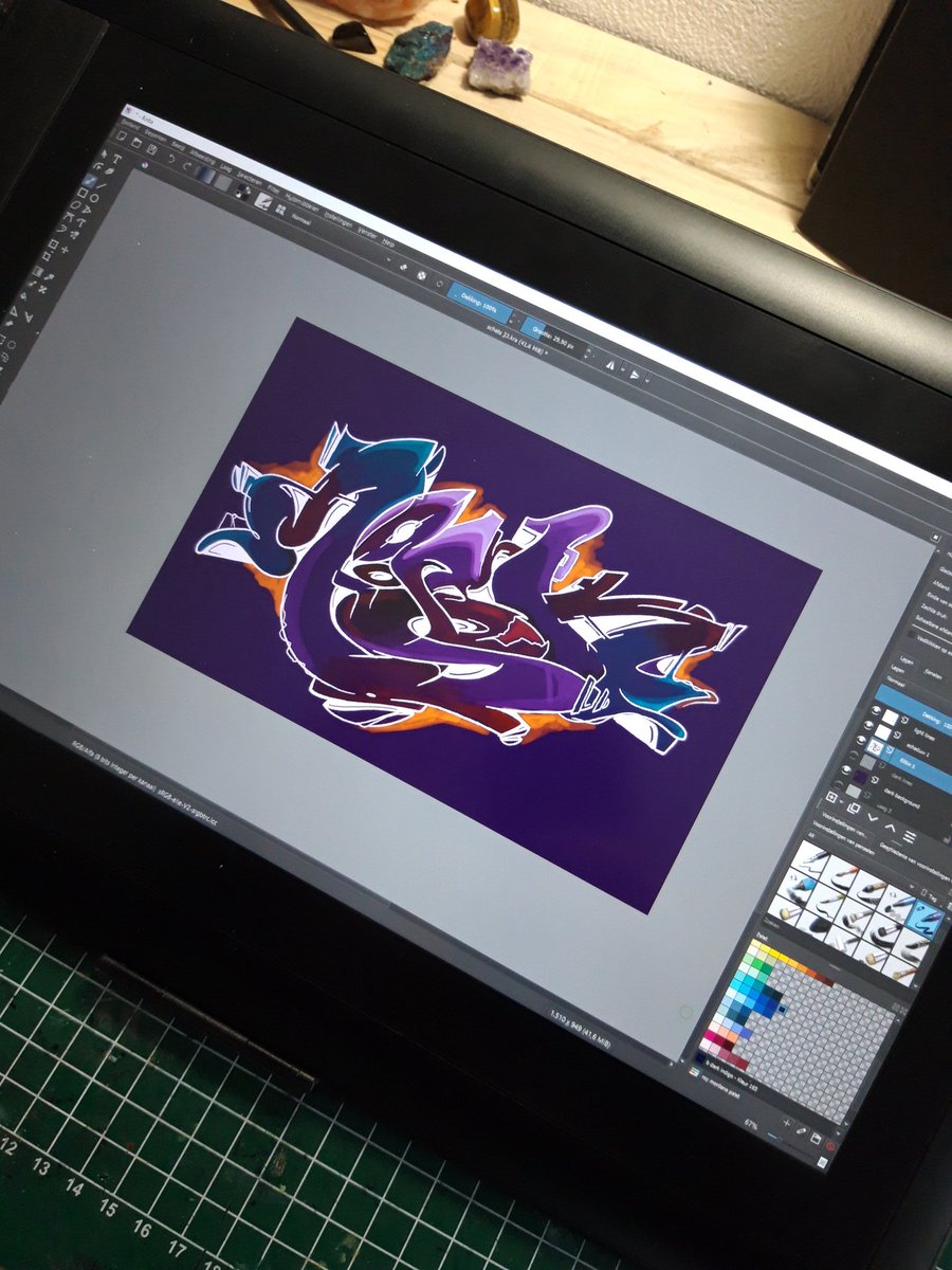 Staying in shape. #graffiti #mosek #wacom #sketching