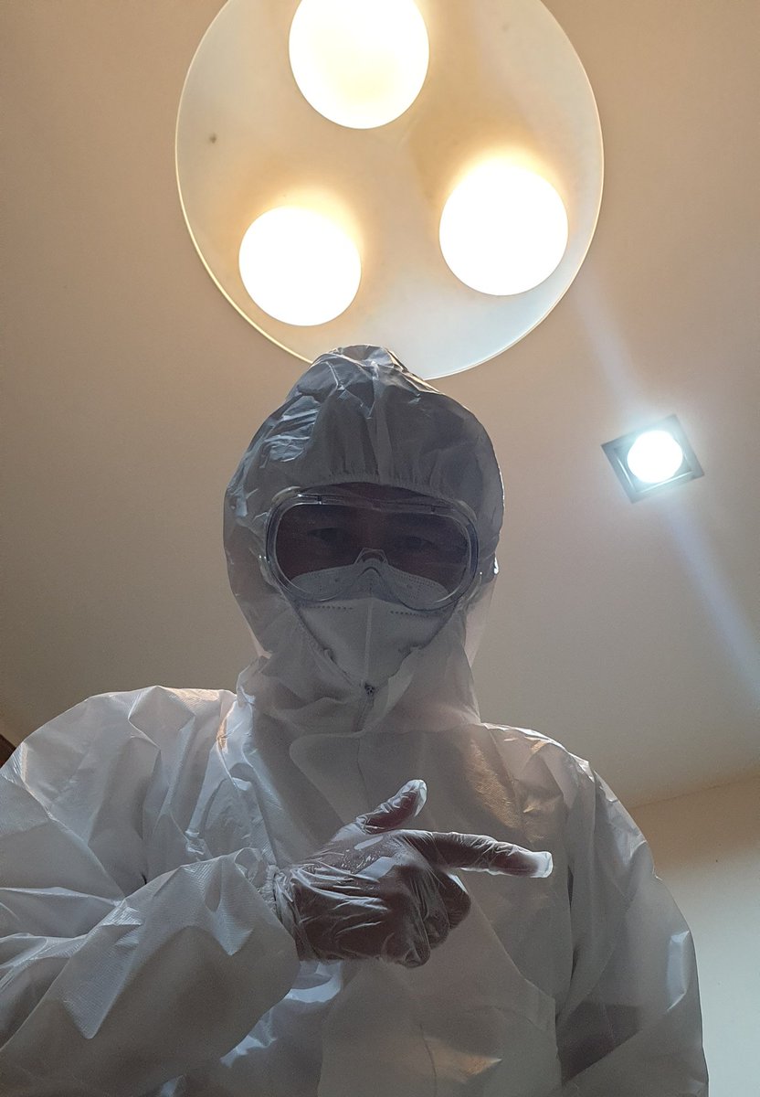 perjuangan para dokter &amp; perawat sebagai ujung tombak sekaligus benteng terakhir penanganan pasien covid19 perlu di apresiasi &amp; di beri penghormatan dengan cara tetap di rumah, work from home, jaga jarak, &amp; pakai masker jika harus keluar rumah, &amp; siapkan selalu hand sanitizer.