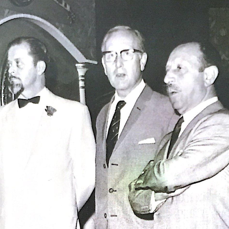 singalongajohn's tweet photo. Thanks @KateRobbins for sharing this on @musichallsoc's #MusicHallVarietyDay, to celebrate turns from that era. Ex-staff (like me) who worked for #MikeRobbins (left, with #CharleForte right) at the #GoldenGarter always knew he must've trodden the boards. Now we have the proof! https://t.co/GBNCAIt98z