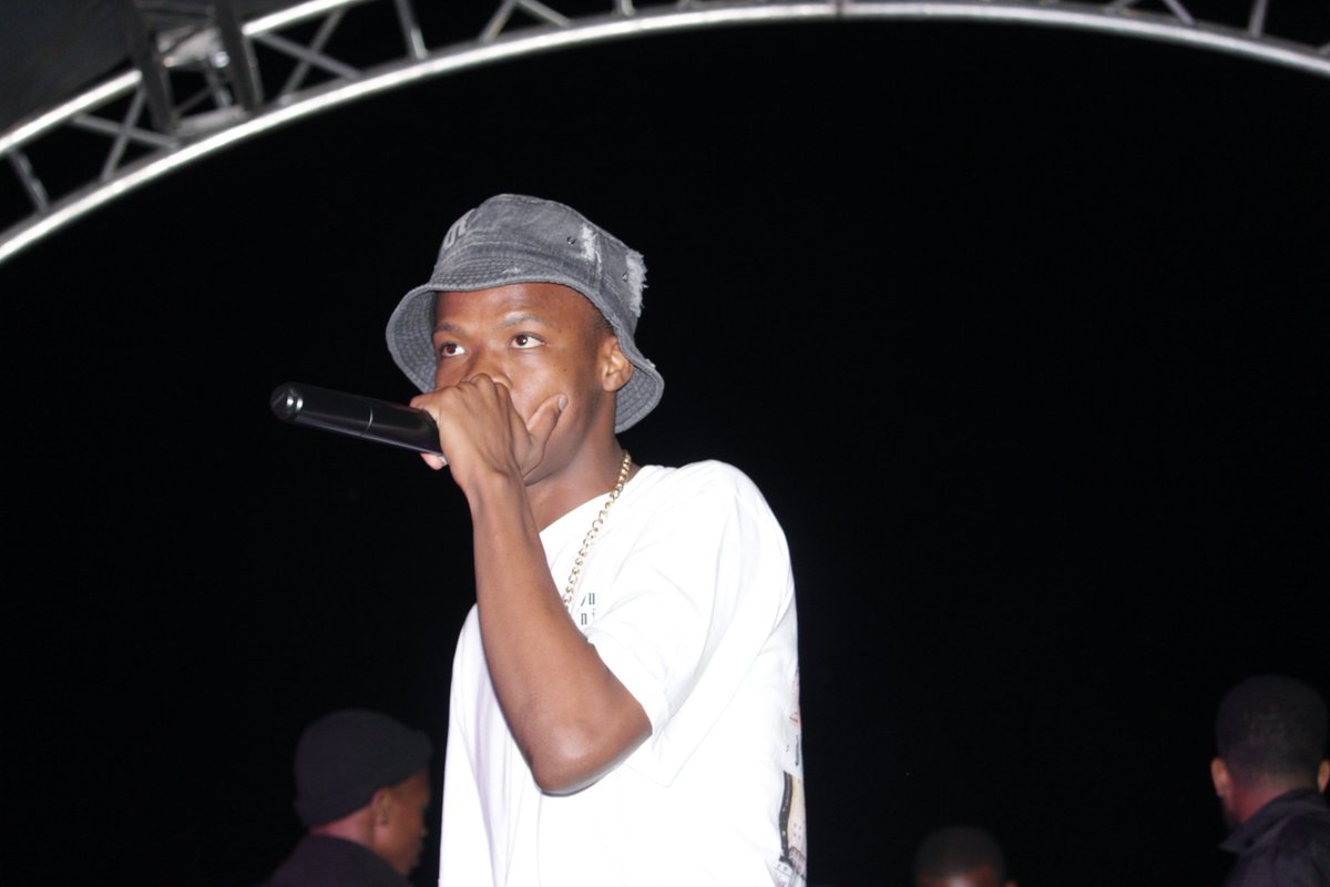 GSensei_Boe's tweet image. Looking at 22 May like 👀👀⬇️⬇️

#BANDZ #22MAY #BUSSAMOVE #upcomingartist #NewMusicFriday