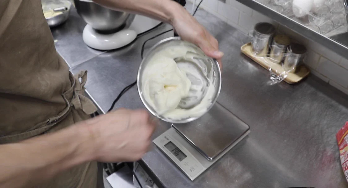 ベーキングパウダーいらず！？ふわふわスフレパンケーキの作り方！