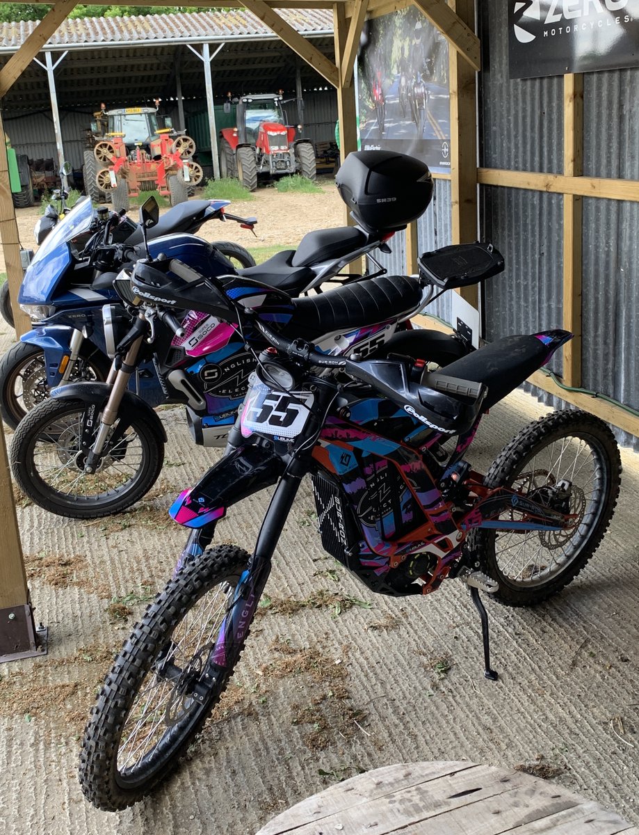 EngElecMotCo's tweet photo. Round two of demos today at the EEMC HQ - lots of interest in electric⚡️https://t.co/drLb4i626d @ZeroMC @supersocouk @surronbikes #electricmotorcycles #ebikes #escooters #city #urban #commuter #KeepYourDistance #Covid19UK #oroad #offroad #dirtbikes https://t.co/dfHzmh2V2Q