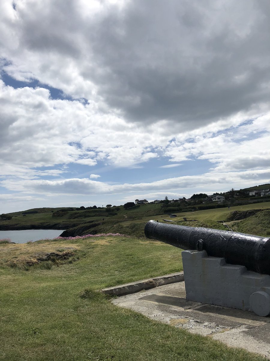 Colshort66Colin's tweet image. Strolled up around the #BlackCastle today, meant I got a peep @WicklowGolfClub 😎😎 Roll on Monday!! #GolfIsBack