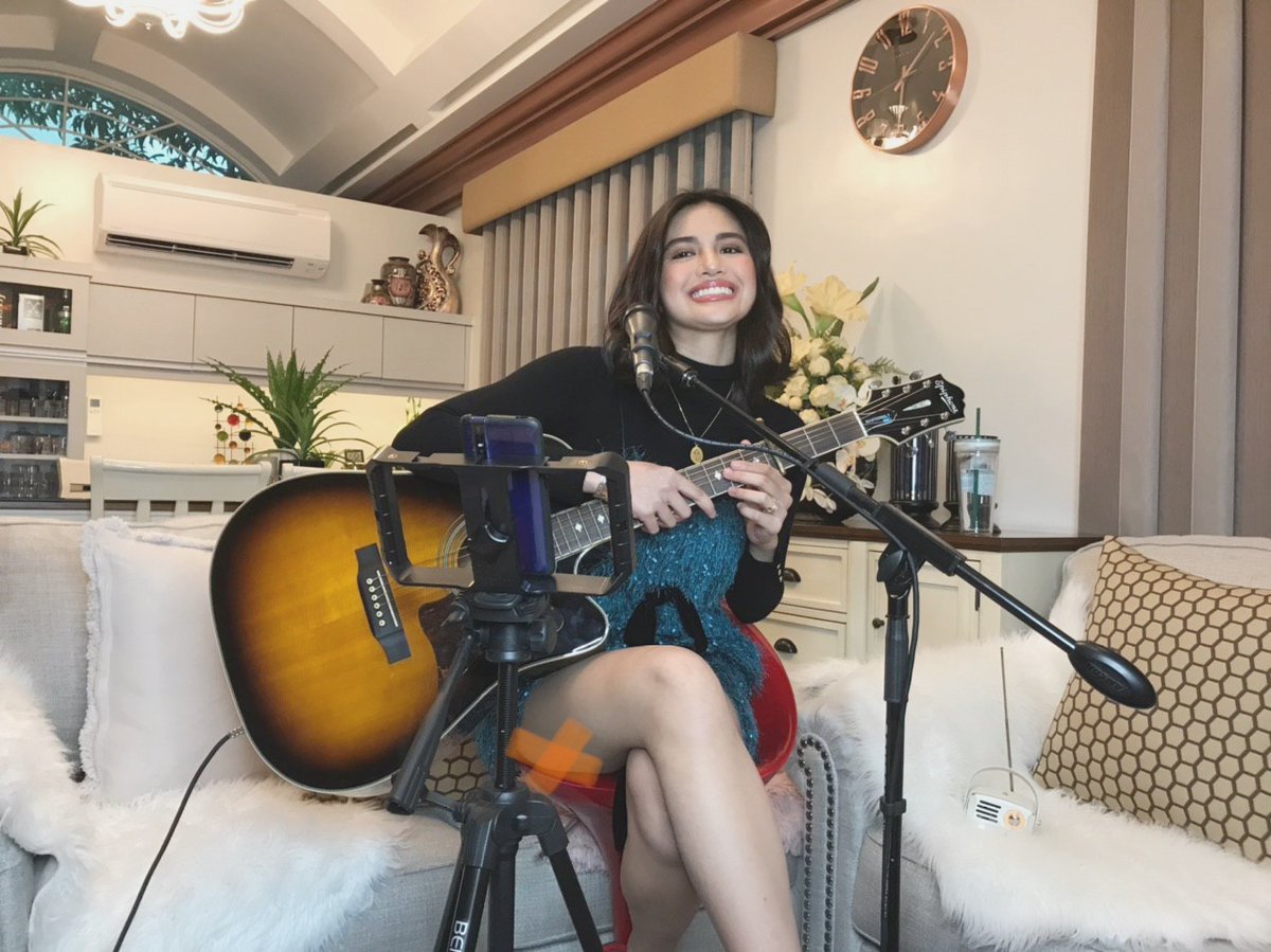 MyJaps's tweet photo. Thank you guys for watching and trending #JamWithJulie ❤️ Love you all and thank you for the greetings! https://t.co/B6fKbr2gpG