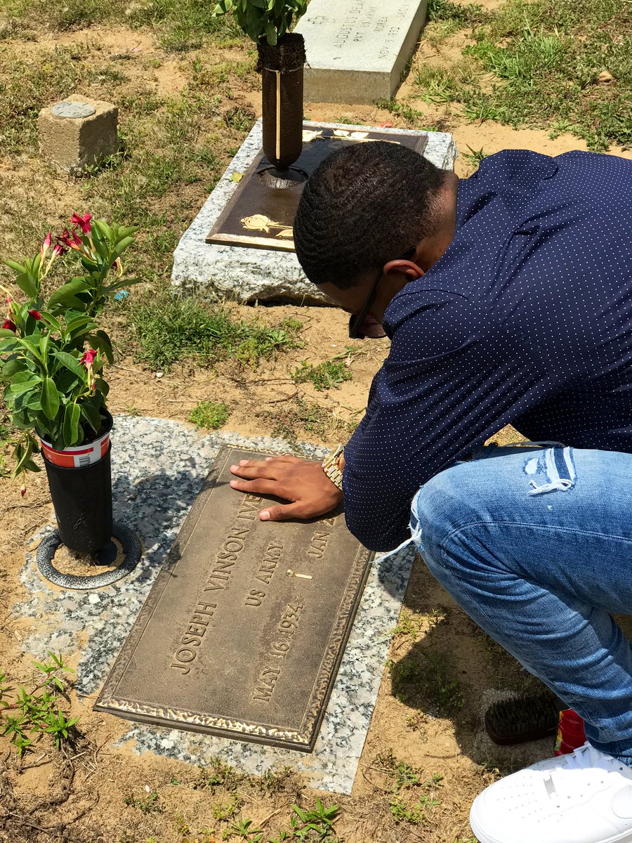 Jaden “Holliwood” Taylor™ tweet media