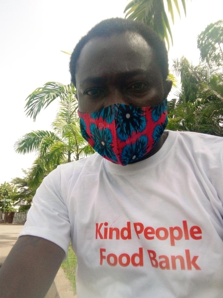 AbirehBeedof's tweet photo. Covid19 is real,we must wash our hands regularly with soap and running water or alcoholic based hand sanitizer..spread the message, wear your #facemask. #masks4all @cindybabeee @ItsTosin @loladeogunnubi @@girlspaceng @Otunba_Mendez @Papibrawn @garba_abuja  #schoolwithoutborders https://t.co/A5sJIGZJt9