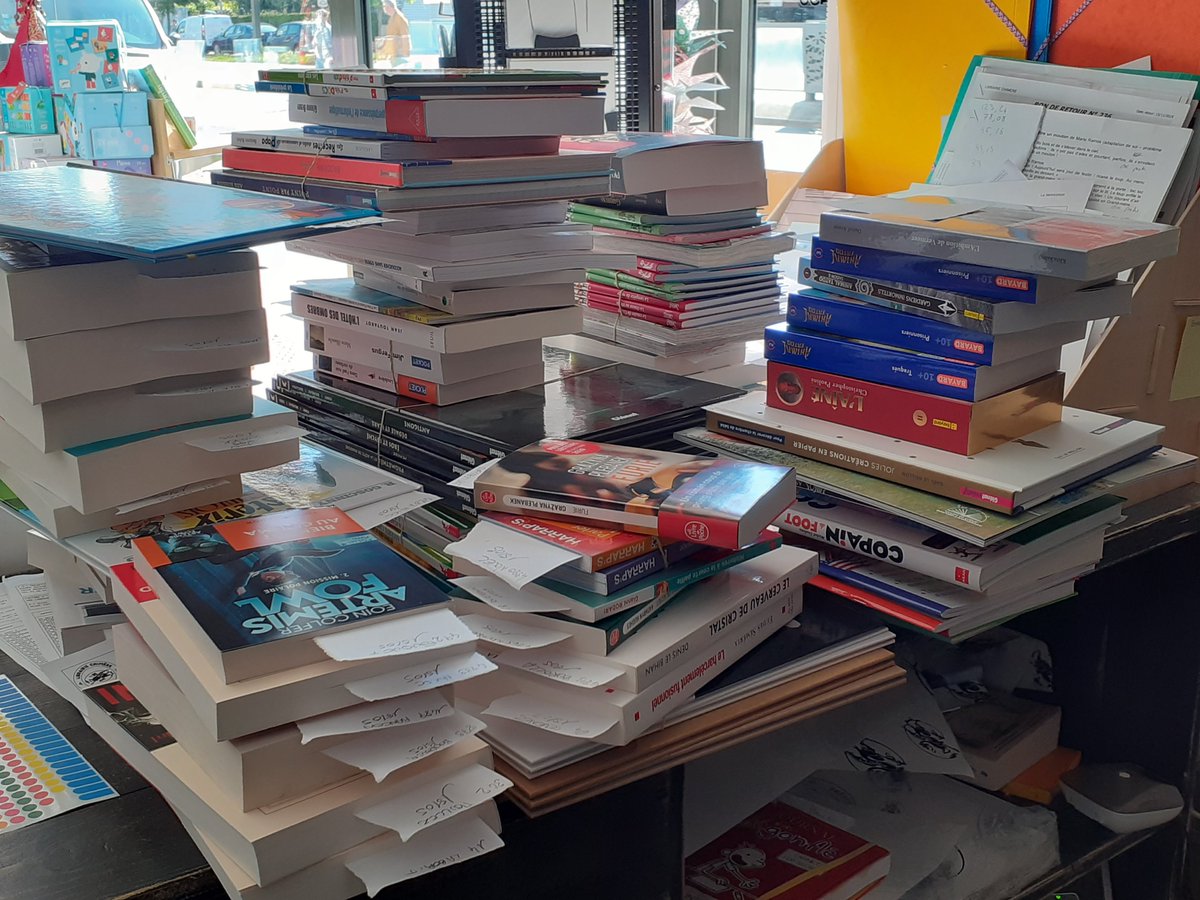 #merci à tous nos client pour leur confiance et leur fidélité!
Merci d'être revenu, merci pour vos (montagne) de commandes, merci pour vos sourires ( derrière les masques), merci pour vos mots.
Merci à vous chers clients!😍😍😍😍😍😍🥰🥰🥰🥰
<a href="/chatillon92320/">Ville de Châtillon</a> <a href="/Culture92320/">Châtillon Culture</a> #culture