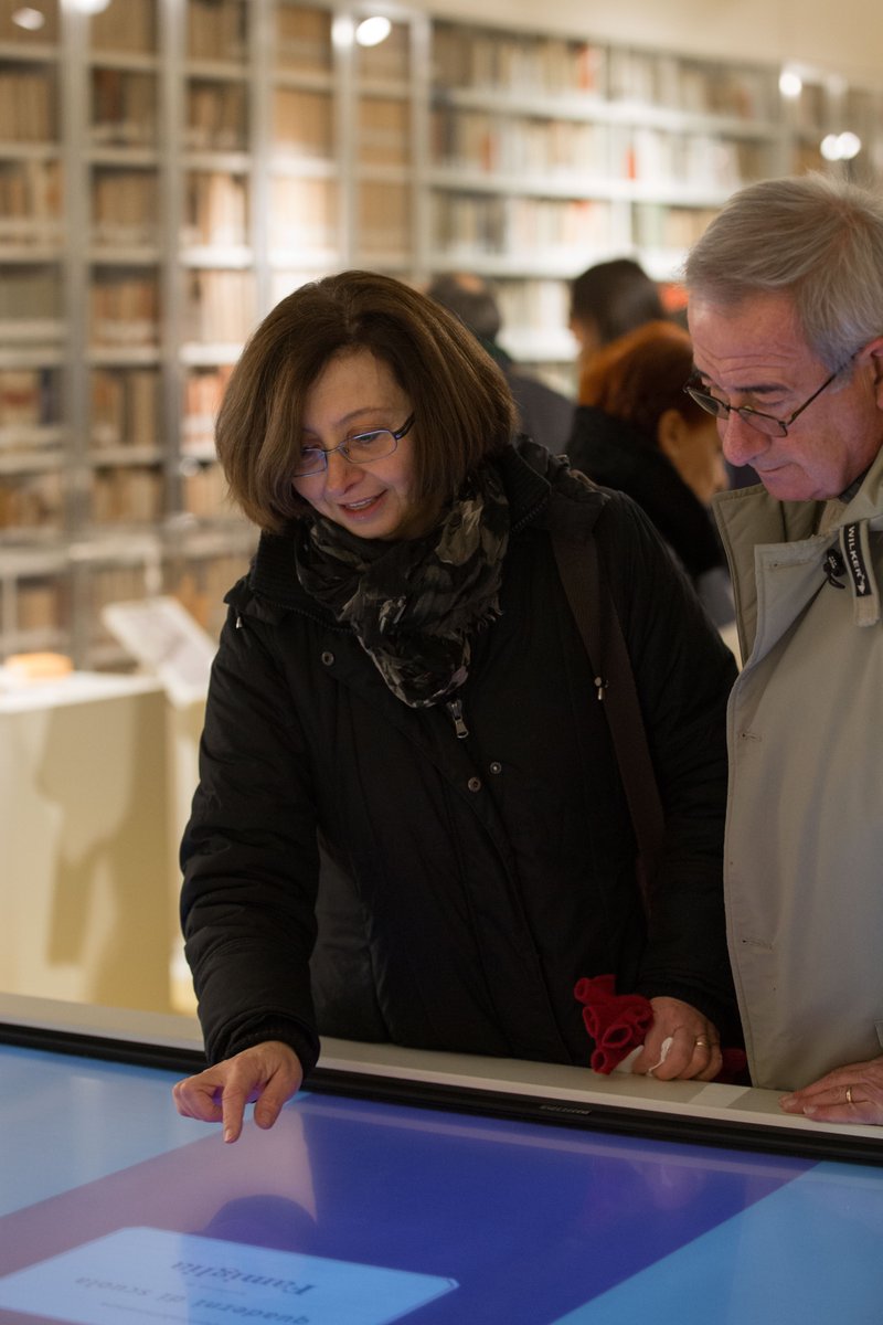 MuseoRicca's tweet photo. ➡️Sesto giorno della #MuseumWeek. Oggi parliamo di #TecnologiaMW. 
💻La #tecnologia ci ha permesso di far interagire attivamente il visitatore con il museo, nell’ultimo periodo si è dimostrata uno strumento di grande aiuto per permettere al museo di entrare nelle case di tutti. https://t.co/PLLKuCS9gb