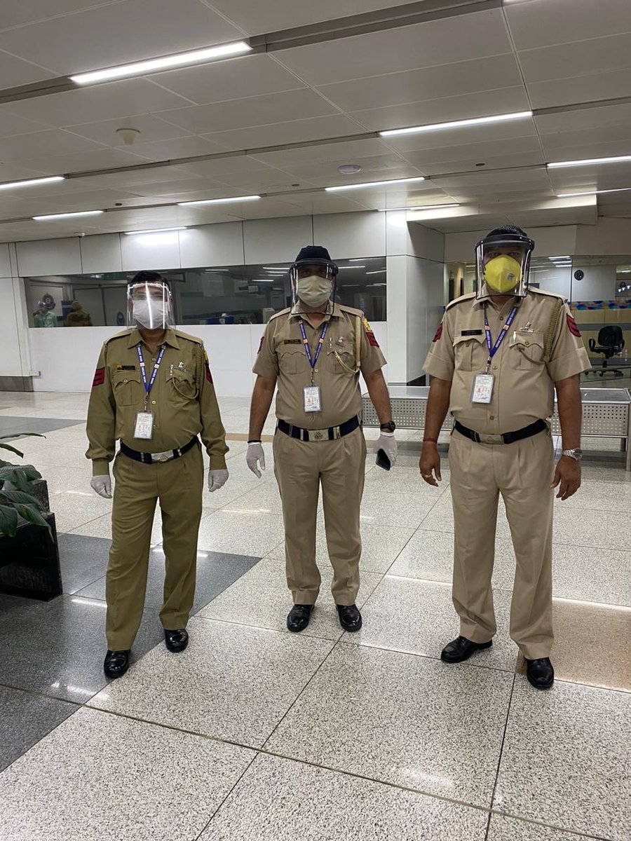 Delhicustoms's tweet photo. Delhi Airport Customs facilitated smooth clearance of passengers arriving by @airindiain flight ✈️ AI112 from London 🇬🇧 by following due #COVID19 precautions at @DelhiAirport #IndiaFightsCorona #WeCare #VandeBharatMission https://t.co/5NVAnx1QP4