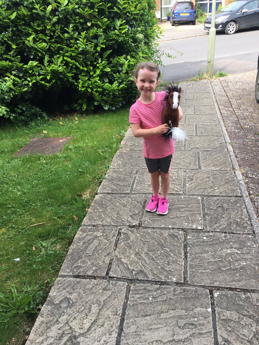 tbutton321's tweet photo. 5 year old Evie has just completed her 2k run around Southwell racecourse -  not bad considering there was a fall at one of the fences...@Steponcancernow https://t.co/FHU8na0PBq