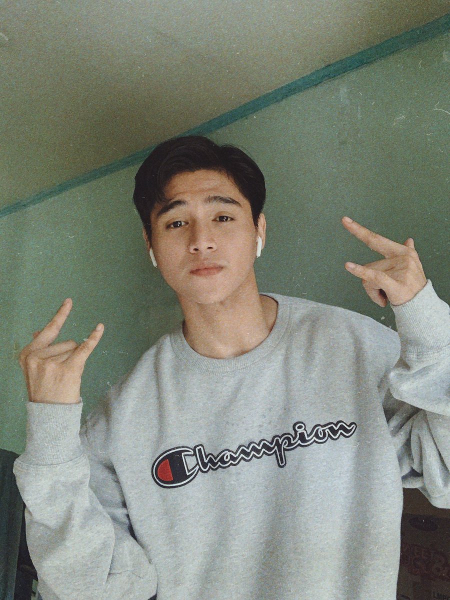 luisgragera4's tweet photo. Wasak na yan mamaya HAHAHA https://t.co/ZAec4u31bi