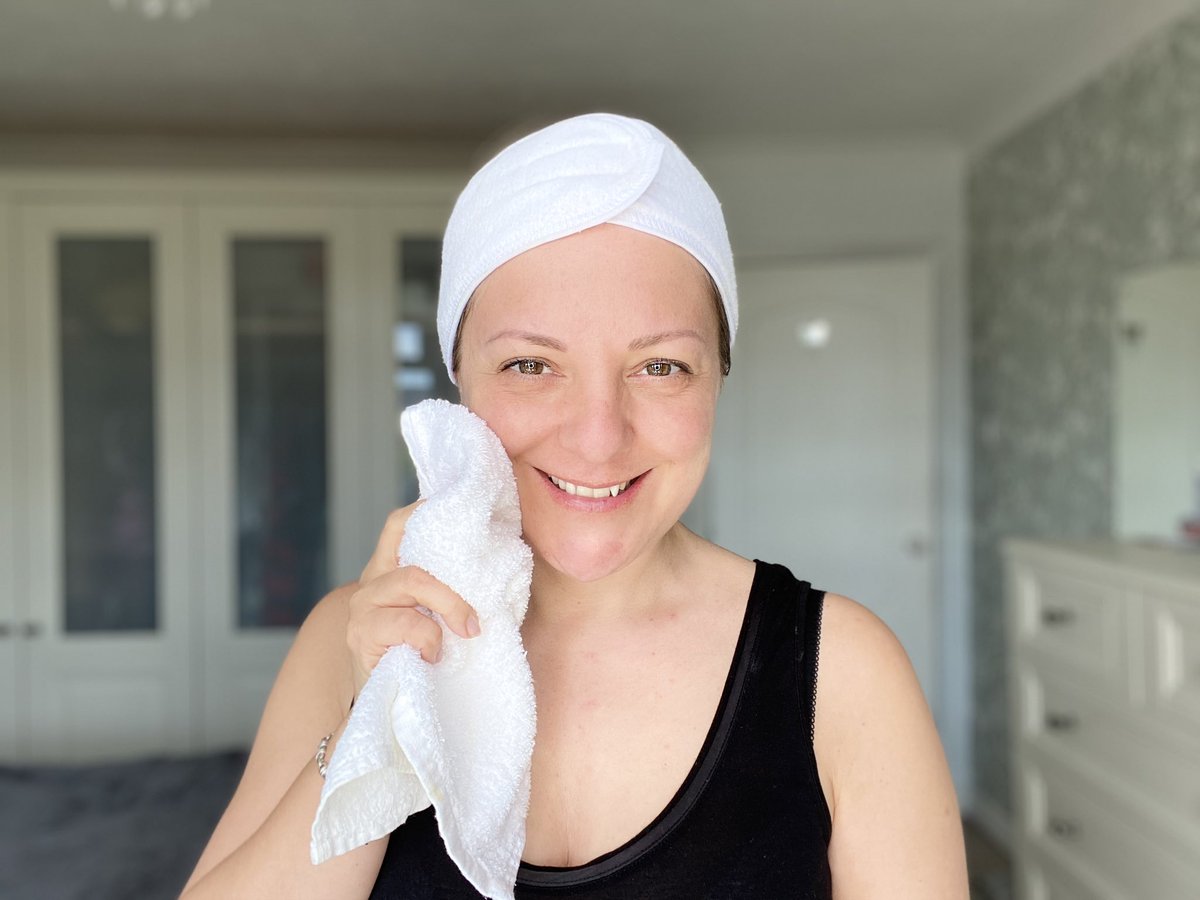 Vanessaspmu's tweet photo. 🧼🧽🧴Check out my
Step by Step Home Facial
on FB or IGTV ⬇️
https://t.co/IO1qrYBwQG
#SkincareTutorial #LoveTheSkinYourIn #Glowup https://t.co/VdFBqrZ82F