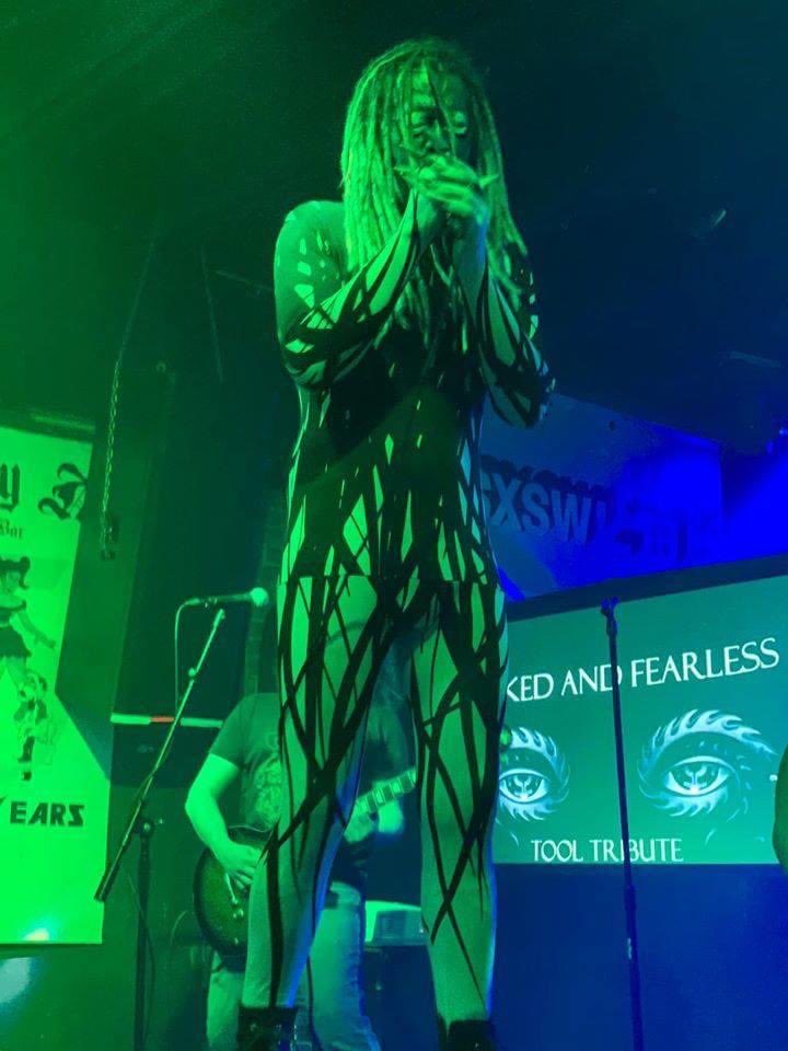 Singers from Tool tribute bands: a thread