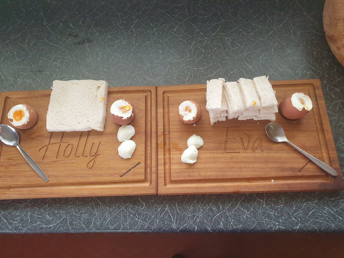 ianthemoleman1's tweet photo. Girls are loving their dippy egg boards made by @woodbyname @tomwood678 big thanks again Tom #dippyeggs #boiledeggs #eggboards #healthybreakfast https://t.co/idCQxMcNU8