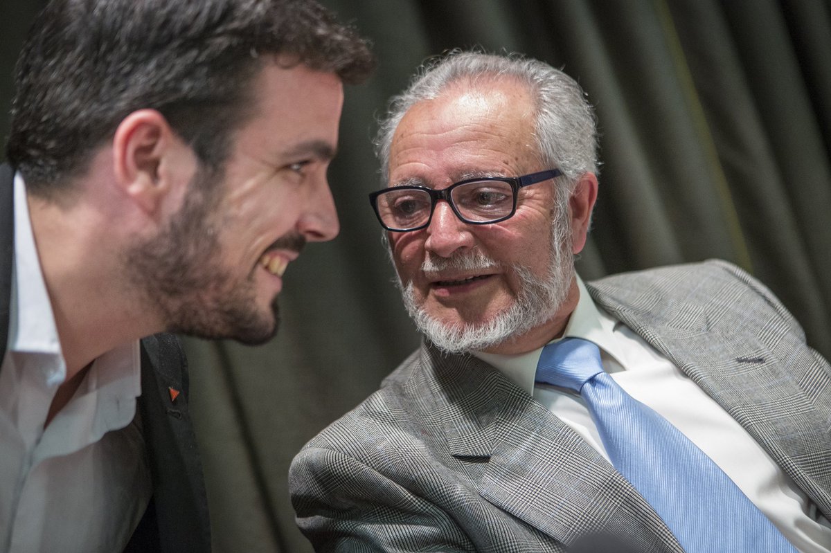 agarzon's tweet image. Aún no me lo puedo creer. Sigo llorando y no sé cuándo dejaré de hacerlo. Hemos perdido al más grande. Nuestro amigo, nuestro camarada. Te echaremos tanto de menos. Has sido y serás la inspiración de muchos. Gracias por tu ejemplo. Seguimos tu lucha. Descansa en paz.