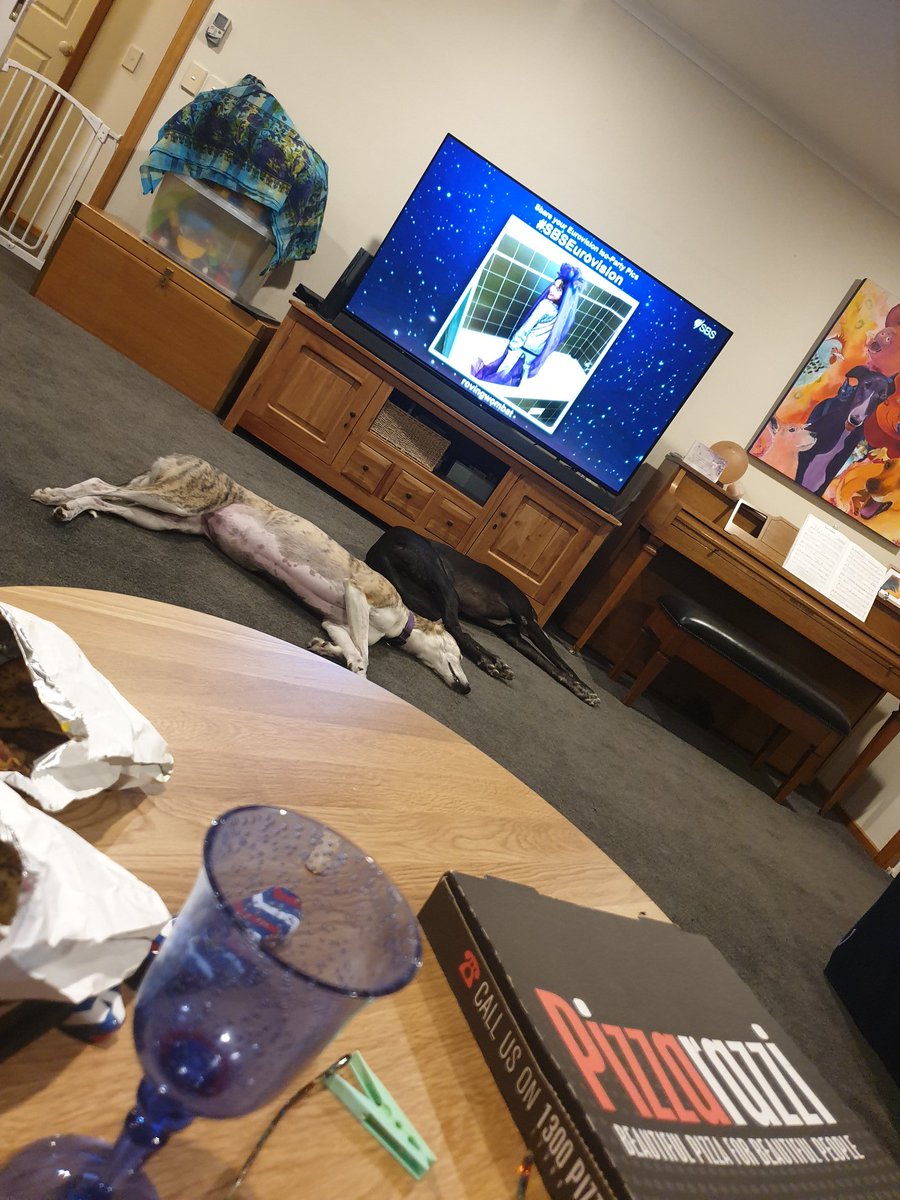 editorkarenc's tweet photo. #BigNightin #sbseurovision
Greyhounds so excited.... https://t.co/J9pfswiLQ2