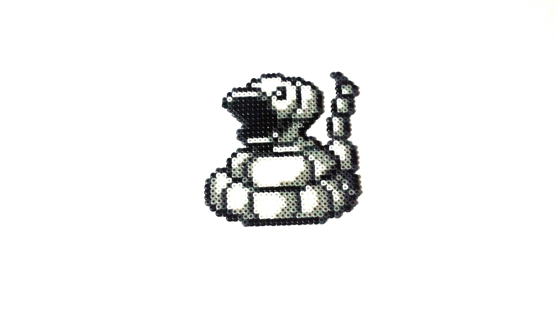 ポケモンアイロンビーズ けい 復活 Kefu222 青 ピカチュウ 赤緑みたいな感じです W その通りムチュールは金 銀 クリスタルです B T Co Qng1bjpcll Twitter