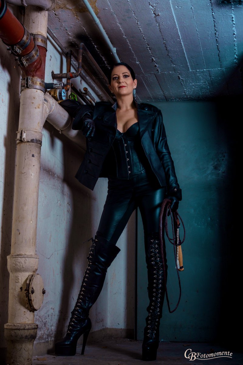 http://www.Domina.Hamburg.