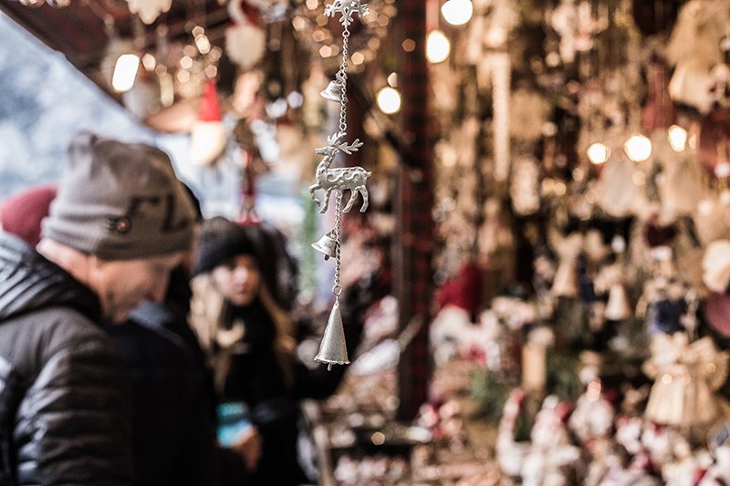 These photos stay the same, but our perspectives can change.

#ReVISIT a country that is near and dear to our hearts: Germany 🖤❤💛

culturalvistas.org/blog/participa…