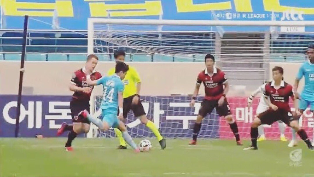 beebi_pr's tweet photo. [200516 🐿 ins]
I can't join the opening match but I’m cheering for you!! Daegu FC fighting!! #stayathome  #staystrong  #kleague #Deagufc #Openingmatch #Profootball #ThatWinter 

#퍼플레인 #채보훈 #더베인 https://t.co/8plmSjgxKq