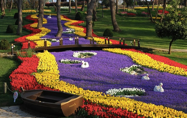 Peyzaj Bitkileri 
Sonbaharın bitişi ve baharın gelmesi ile birlikte akıllara ilk olarak bahçe çalışmaları ve peyzaj bitkileri gelmektedir. 
yigitcevre.com/peyzaj-bitkile…
#peyzaj #peyzajbitkileri #bahçebakımı