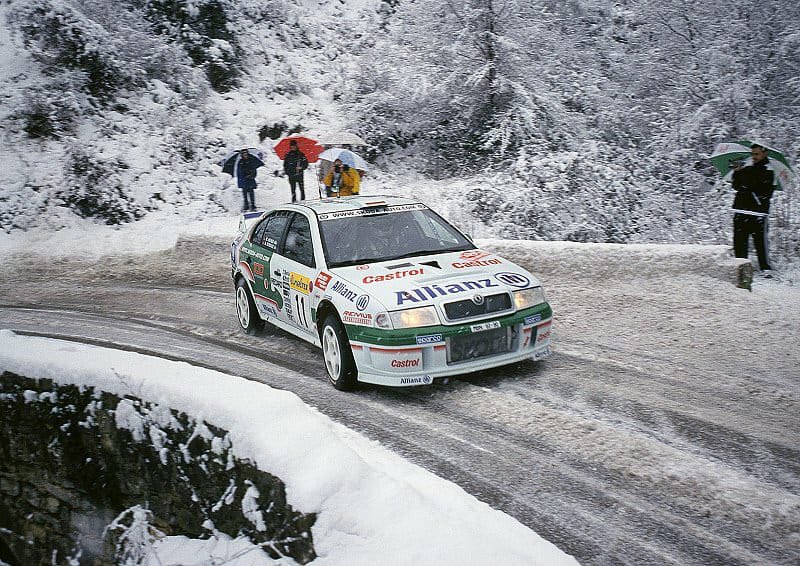 The_Gravel_Crew's tweet photo. The Skoda Octavia WRC an unsung tarmac WRC great? Really? Well, not quite, but everyone’s favourite Mladá Boleslav panzer was handier on ‘the black stuff’ than you might’ve thought: https://t.co/53bFdPo7fi
#TGC #schwarz #arminschwarz #octaviawrc #bouncingczechs #WRC https://t.co/perxIicJQy