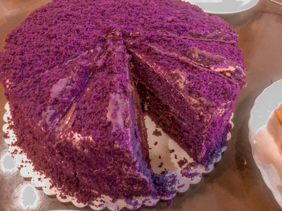 iamtzie's tweet photo. 😍😍😍

📍Ube Cake - Cebu Cardinal Bakeshop
📍Potato Wedges ala @trixiaaadiaz 💕 https://t.co/R2wLNlc3tQ
