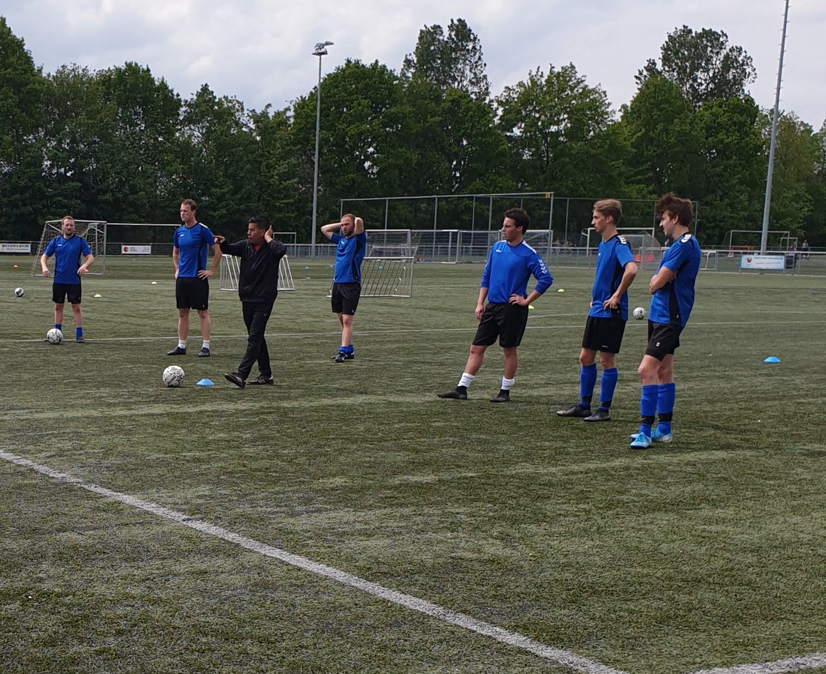 Peter__Smid's tweet photo. @MSCZat1 Gelukkig hebben we de foto's nog, voorbereiding 2010-2021 #msc1 @MSCMeppel https://t.co/KJAmQdXRpb