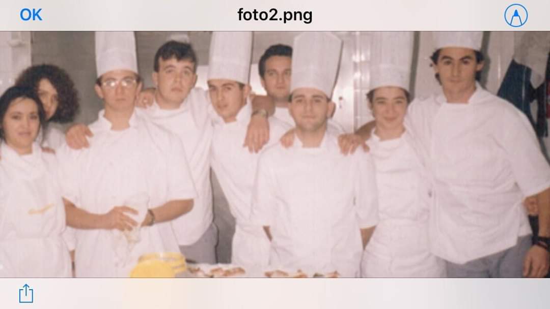 Terminando la FP ... que yo también he sido un polluelo desplumado ¡¡ 👨‍🍳🤣

#FelizSabado #Covid_19 #Orellana #20años #cocina #foodlovers #Extremadura