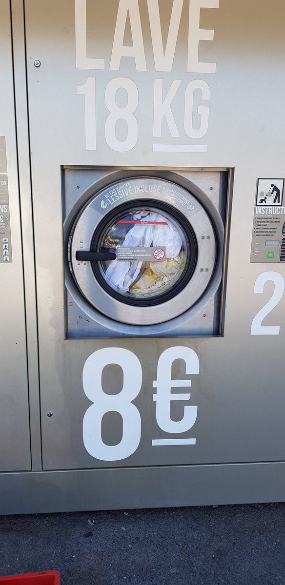 hakimouttighir's tweet photo. #Ardennes #TousSolidaires #OpérationMasquesGratuits #WeekEnd5 une belle journée pour récupérer les tissus, les laver et distribuer gratuitement des masques aux clients et aux employés d'un magasin @intermarche #ImaginezUnMondeSansMasques https://t.co/twRsEVLtqp