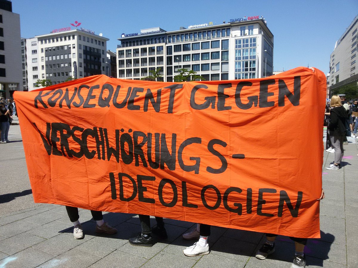 Los geht's an der Hauptwache. Die Kundgebung beginnt gerade, kommt vorbei
#FFM1605