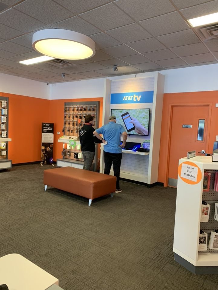 Jared Jaynes (@jaynesjared) on Twitter photo Demo is King and we wear the crown in Ohio South! It has been a major key to our success #OHSoTalented #TeamMOHtivate #OhioElite #9TVdays <a href="/Jimmy_Booth1/">Jimmy Booth</a> <a href="/thomasjennetten/">TJ</a> <a href="/ErdmannKen/">Ken Erdmann</a> <a href="/SlaytonWireless/">Slayton Wireless</a> <a href="/Mike_Reed15/">Michael Reed</a> Demo is King and we wear the crown in Ohio South! It has been a major key to our success #OHSoTalented #TeamMOHtivate #OhioElite #9TVdays <a href="/Jimmy_Booth1/">Jimmy Booth</a> <a href="/thomasjennetten/">TJ</a> <a href="/ErdmannKen/">Ken Erdmann</a> <a href="/SlaytonWireless/">Slayton Wireless</a> <a href="/Mike_Reed15/">Michael Reed</a>