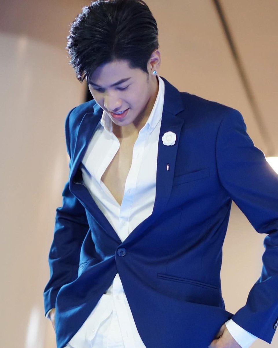 singto prachaya in suits ; a thread