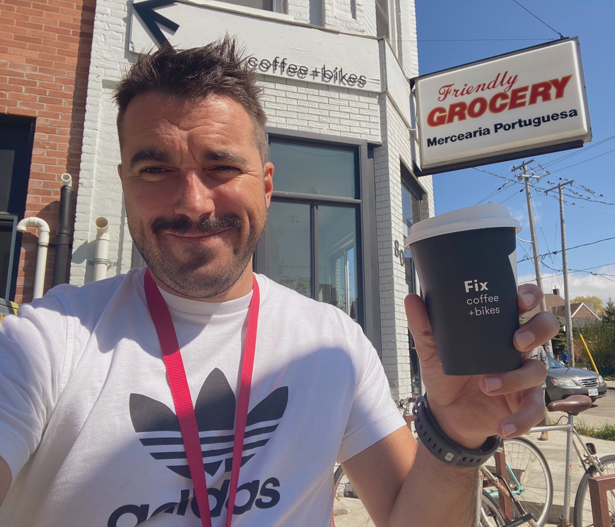 Paulo Senra tweet media