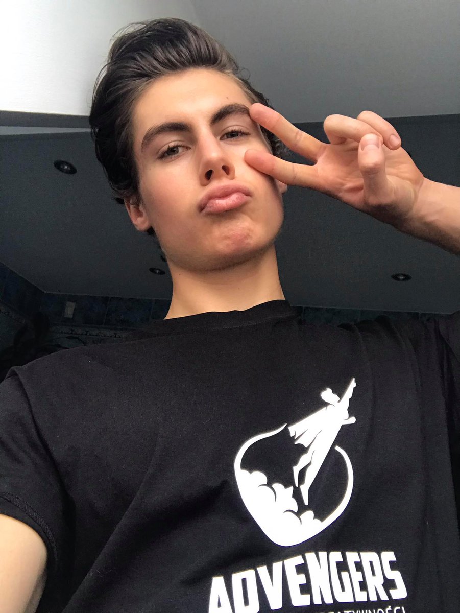 Wojciech "Bezi" Wróbel tweet media