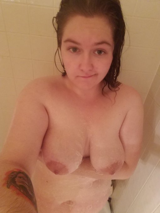 Hit 200! You guys are awesome here's a little treat! check me having some fun with a new toy on my #onlyfans<a href="/tag/onlyfans"class="tags"><span>#onlyfans</span></a>