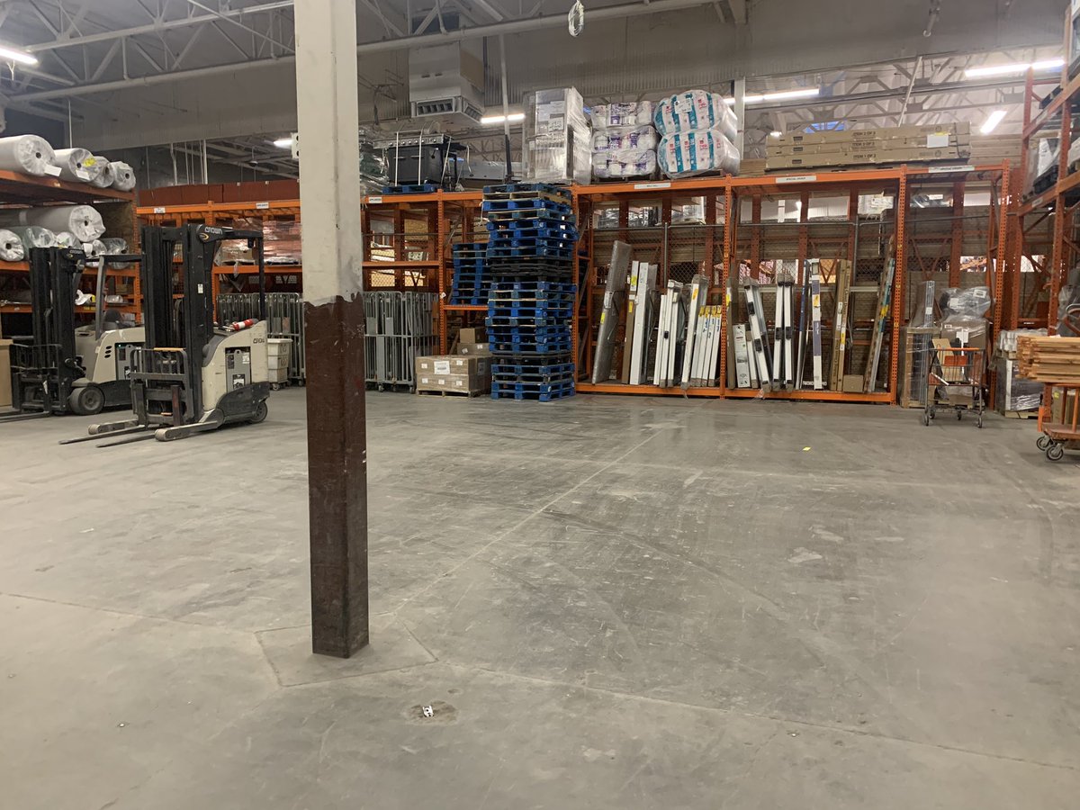 korina_suffia's tweet photo. A dance floor this morning after 2 trucks 💃🏼#0651Proud https://t.co/DNj45bqvOu